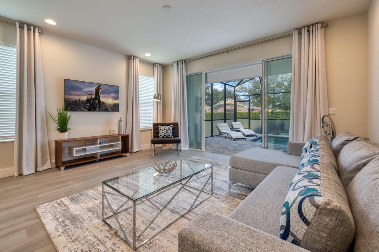 Comfortable Townhome With Private Pool Near Disney Four Corners Bagian luar foto