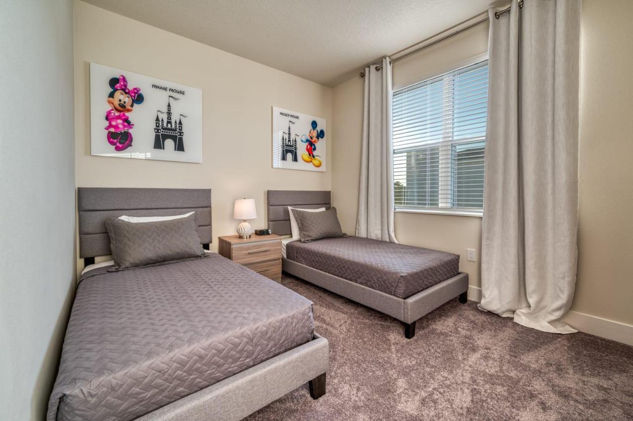 Comfortable Townhome With Private Pool Near Disney Four Corners Bagian luar foto