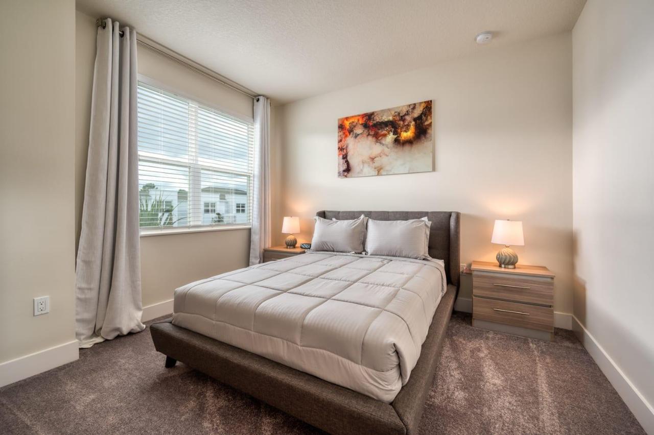 Comfortable Townhome With Private Pool Near Disney Four Corners Bagian luar foto